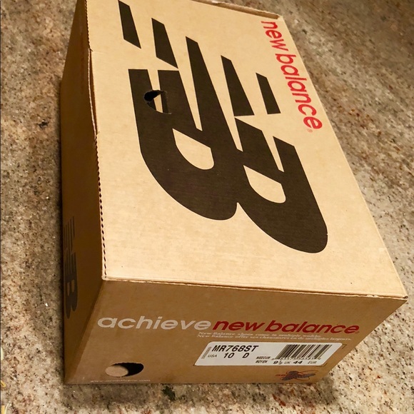 NEW BALANCE ‘MR768’ MEN’S RUNNING/CASUAL SHOE - Picture 5 of 8